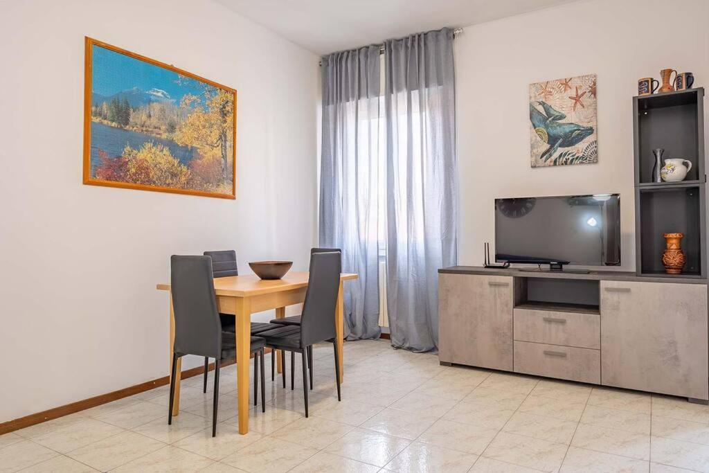 Guest Planet - Intero Bilocale Crescenzago M2 Appartement Milaan Buitenkant foto