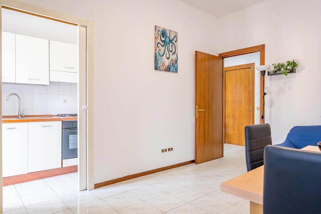 Guest Planet - Intero Bilocale Crescenzago M2 Appartement Milaan Buitenkant foto