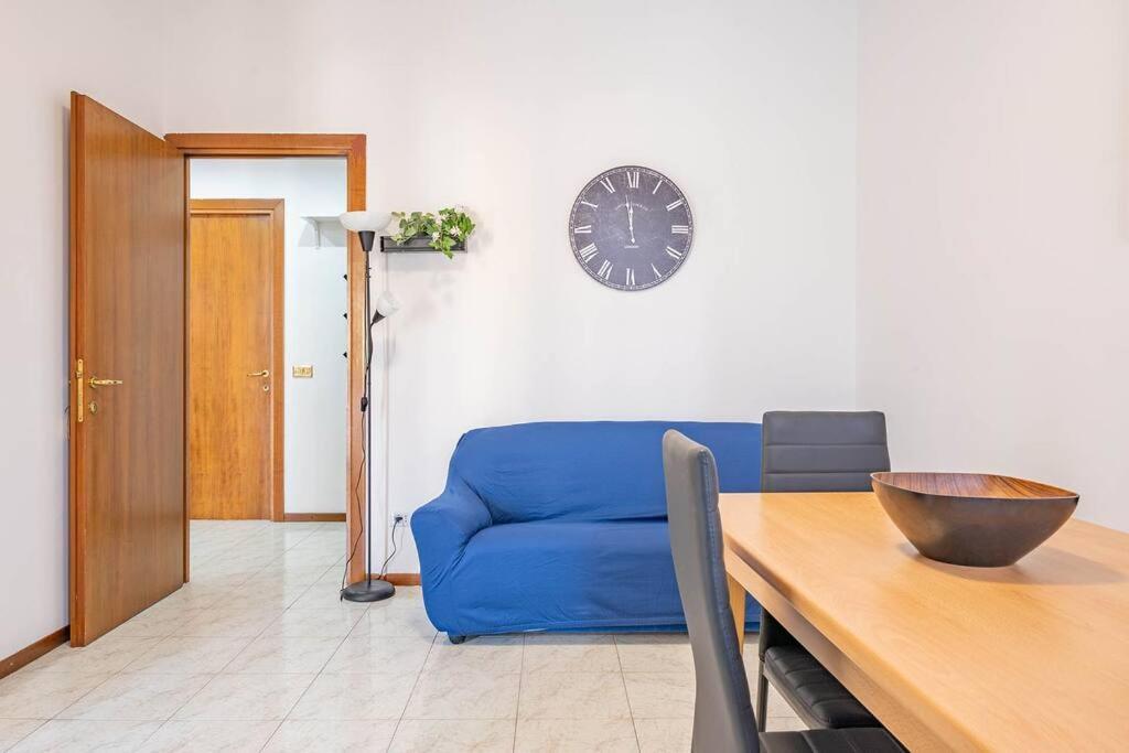 Guest Planet - Intero Bilocale Crescenzago M2 Appartement Milaan Buitenkant foto